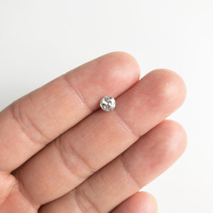 0.71ct 5.53x5.52x3.52mm Round Brilliant 18203-02 - Misfit Diamonds
