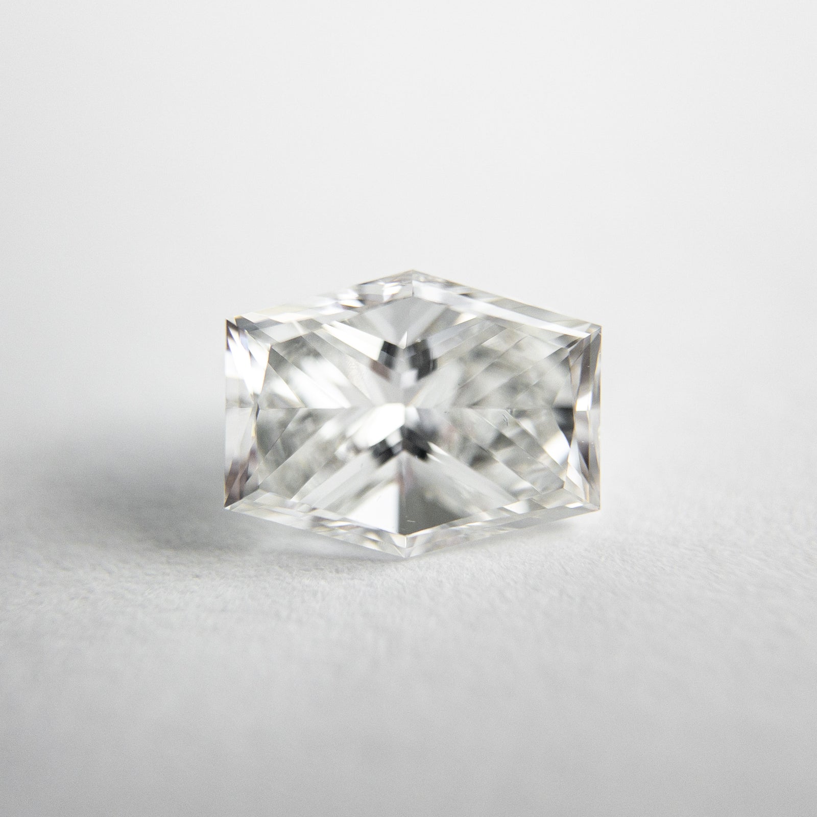 1.00ct 6.93x5.33x3.76mm GIA VS1 G Hexagon Brilliant Cut 18240-1 - Misfit Diamonds