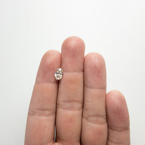 1.22ct 8.50x5.87x3.74mm SI1 Champagne Oval Brilliant 18277-01 - Misfit Diamonds