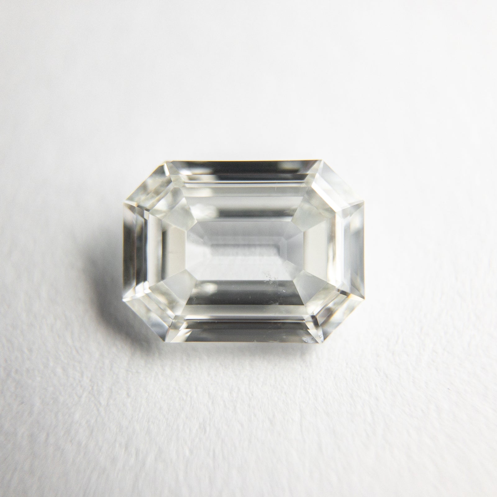 1.03ct 7.47x5.67x2.40mm SI1 J Cut Corner Rectangle Step Cut 18334-02 - Misfit Diamonds