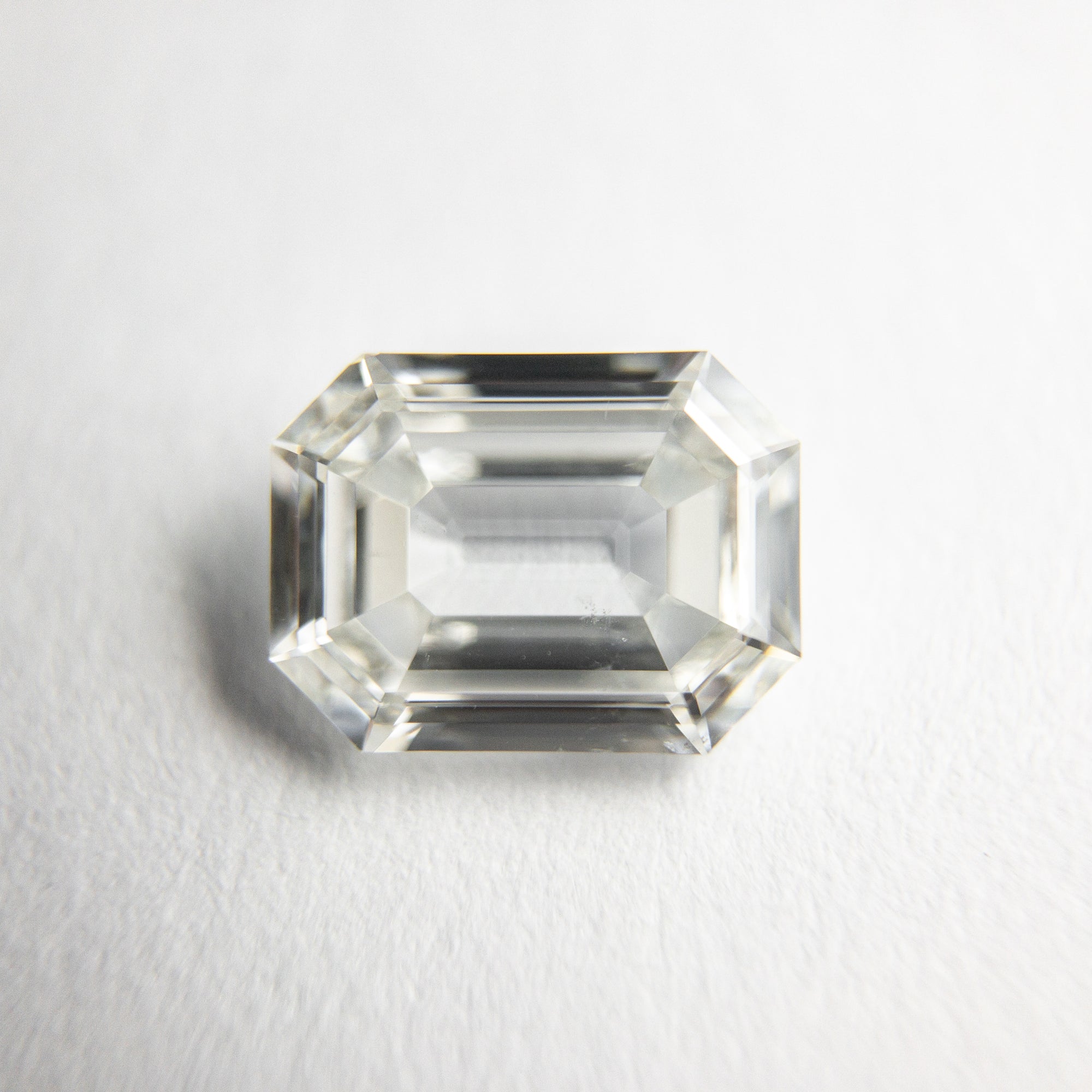 1.03ct 7.47x5.67x2.40mm SI1 J Cut Corner Rectangle Step Cut 18334-02 - Misfit Diamonds