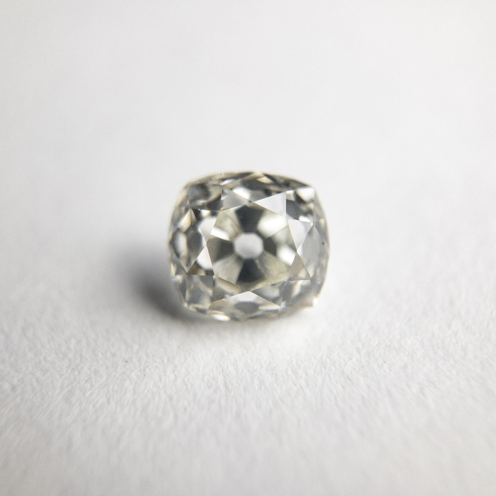 0.83ct 5.47x5.11x3.83mm Antique Old Mine Cut 18337-07 - Misfit Diamonds