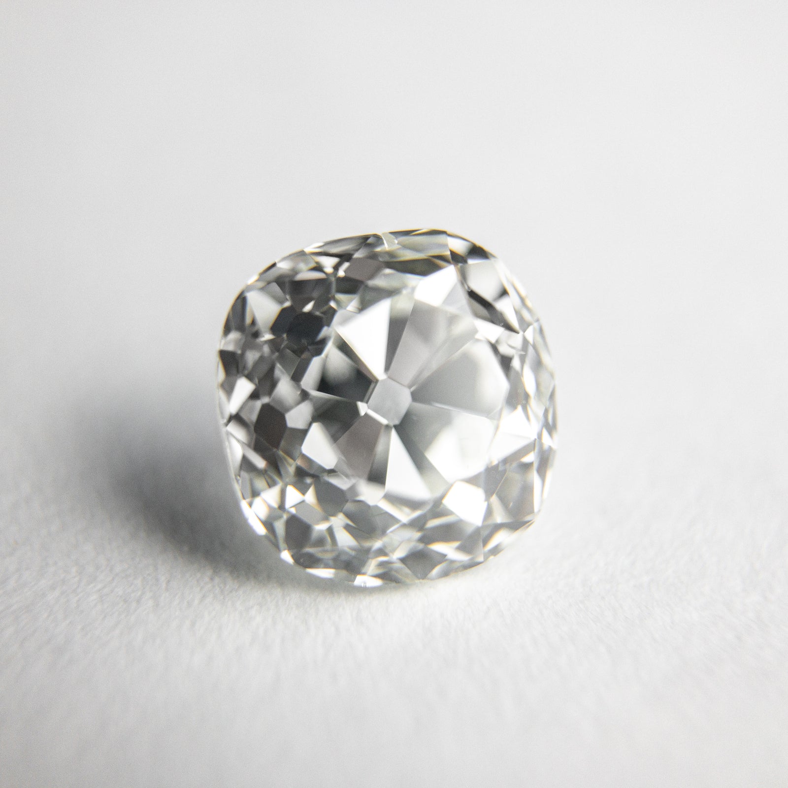 1.83ct 7.07x7.04x5.13mm GIA SI1 H Antique Old Mine Cut 18397-01 - Misfit Diamonds