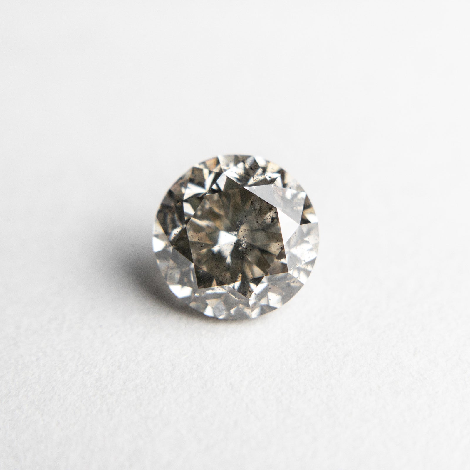 1.37ct 6.59x6.55x4.68mm Round Brilliant 18411-03 - Misfit Diamonds