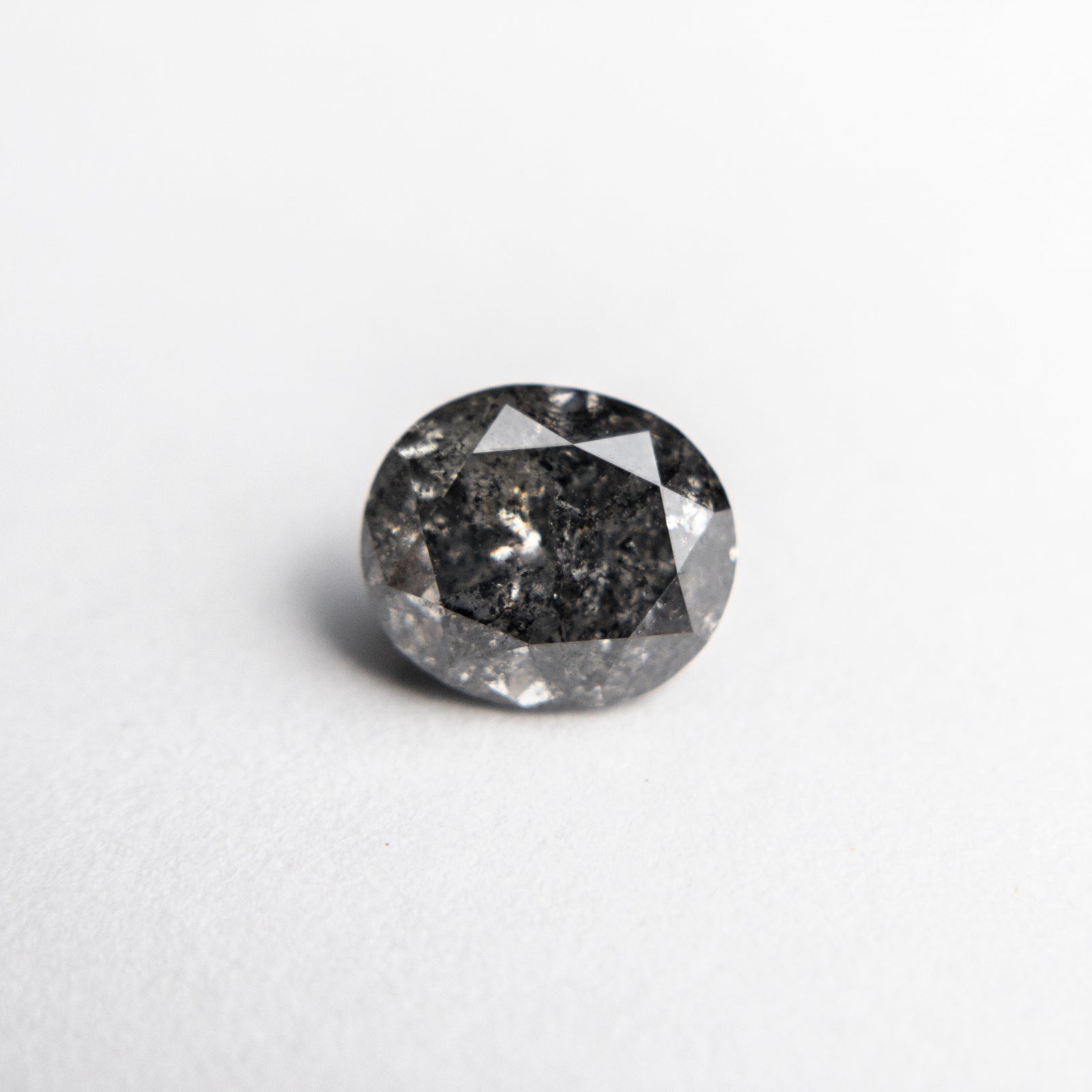 1.00ct 6.35x5.46x3.96mm Oval Brilliant 18453-17 - Misfit Diamonds