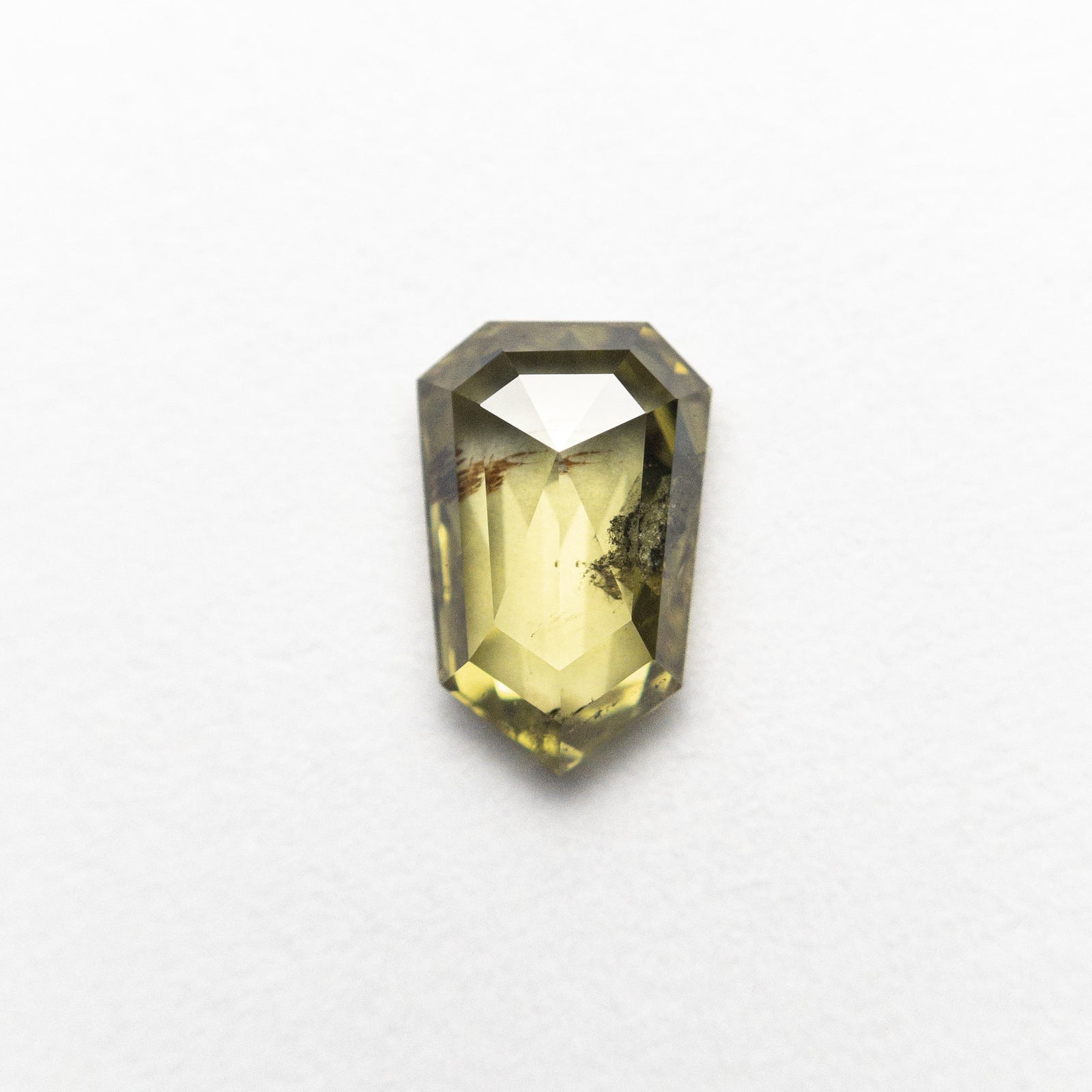 0.56ct 6.62x4.32x2.20mm Shield Double Cut 18499-01