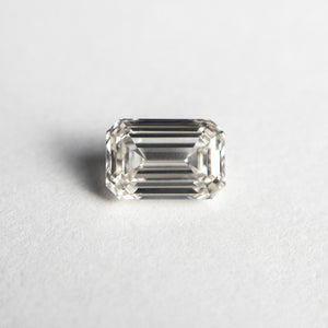 1.06ct 6.94x4.77x3.01mm VS2 Champagne Emerald Step Cut 18535-01 - Misfit Diamonds