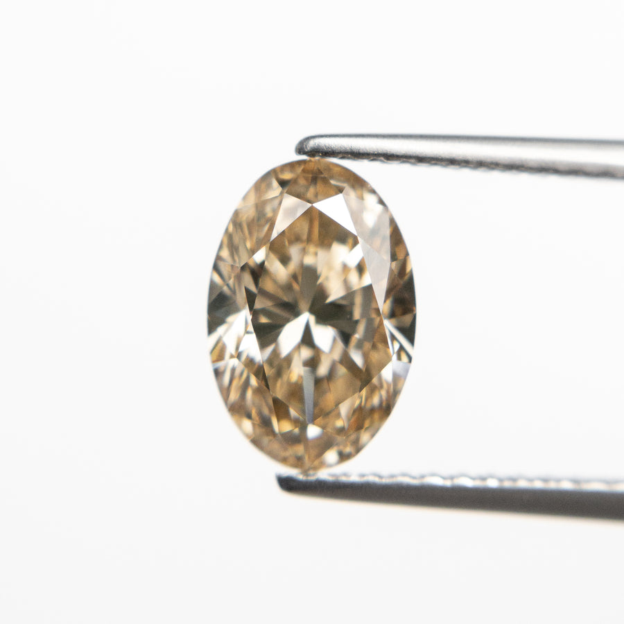 1.30ct 8.65x5.79x3.69mm Oval Brilliant 18747-01 - Misfit Diamonds