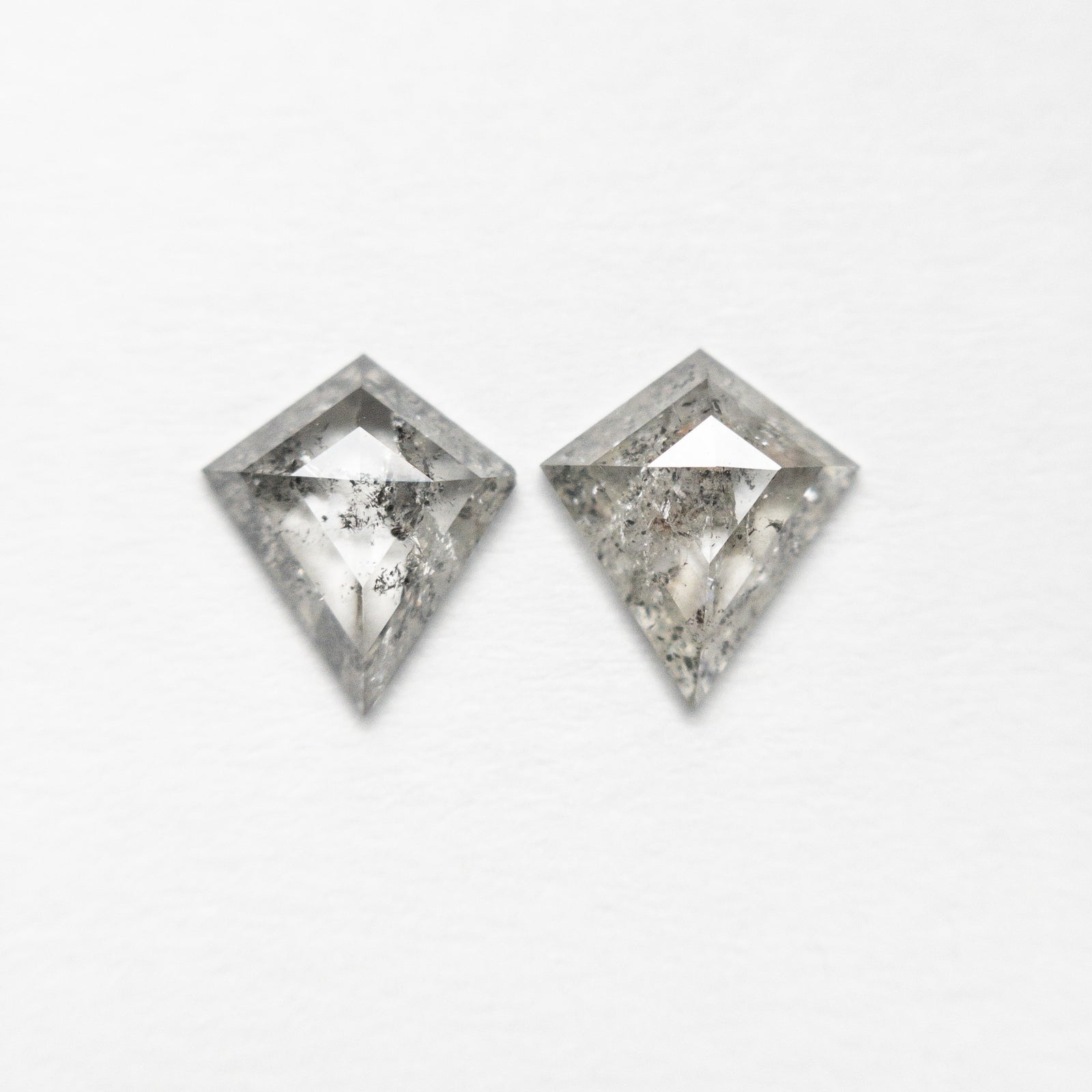 0.72cttw 2pc 6.48x5.61x1.61mm 6.47x5.70x1.78mm Kite Rosecut Matching Pair 18754-02