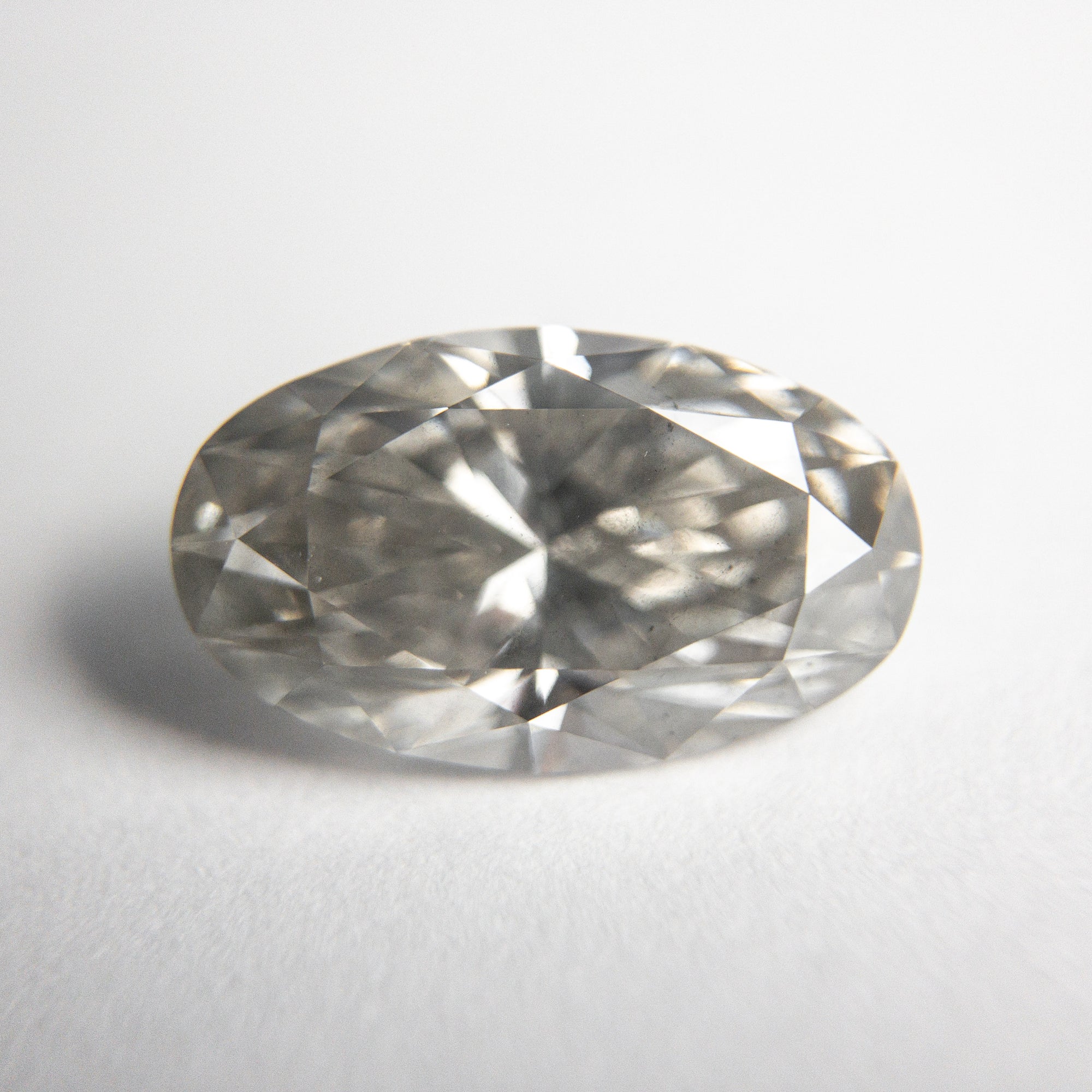 2.54ct 11.60x7.03x4.60mm SI3-I1 Fancy Grey Oval Brilliant 18864-01 - Misfit Diamonds