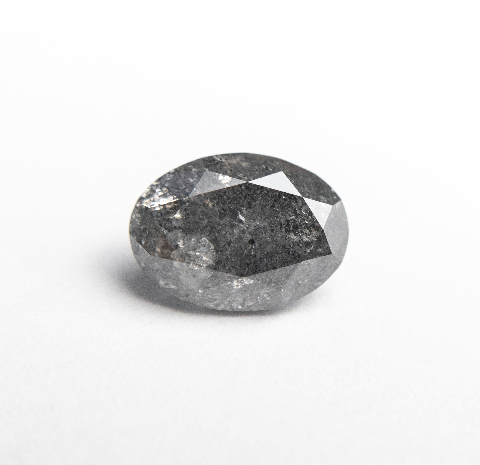 1.51ct 8.29x5.98x4.53mm Oval Brilliant 18906-17 - Misfit Diamonds