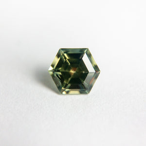 0.85ct 6.40x5.48x3.53mm Hexagon Step Cut Sapphire 18973-25 - Misfit Diamonds