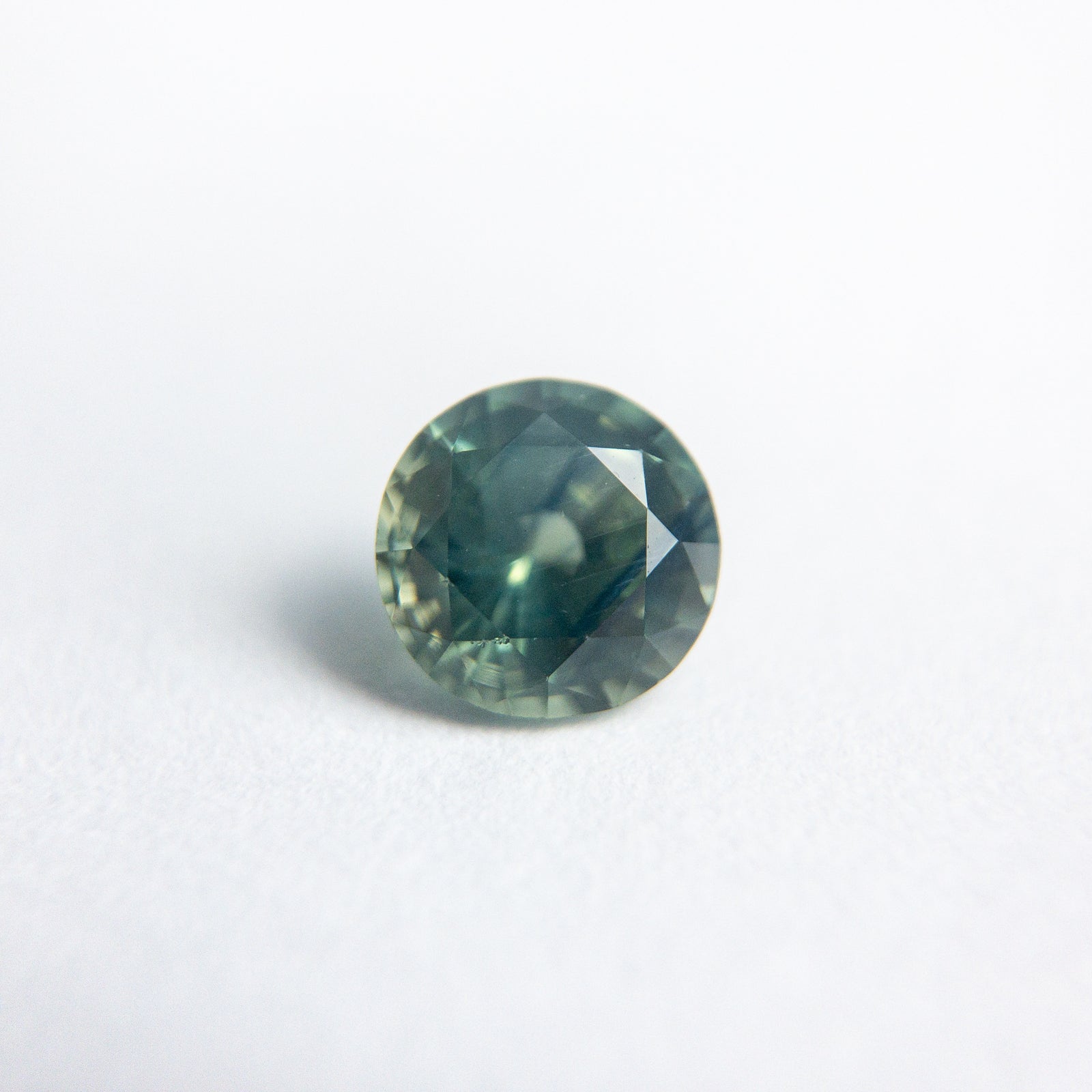 0.78ct 5.46x5.42x3.49mm Round Brilliant Sapphire 18973-31 - Misfit Diamonds