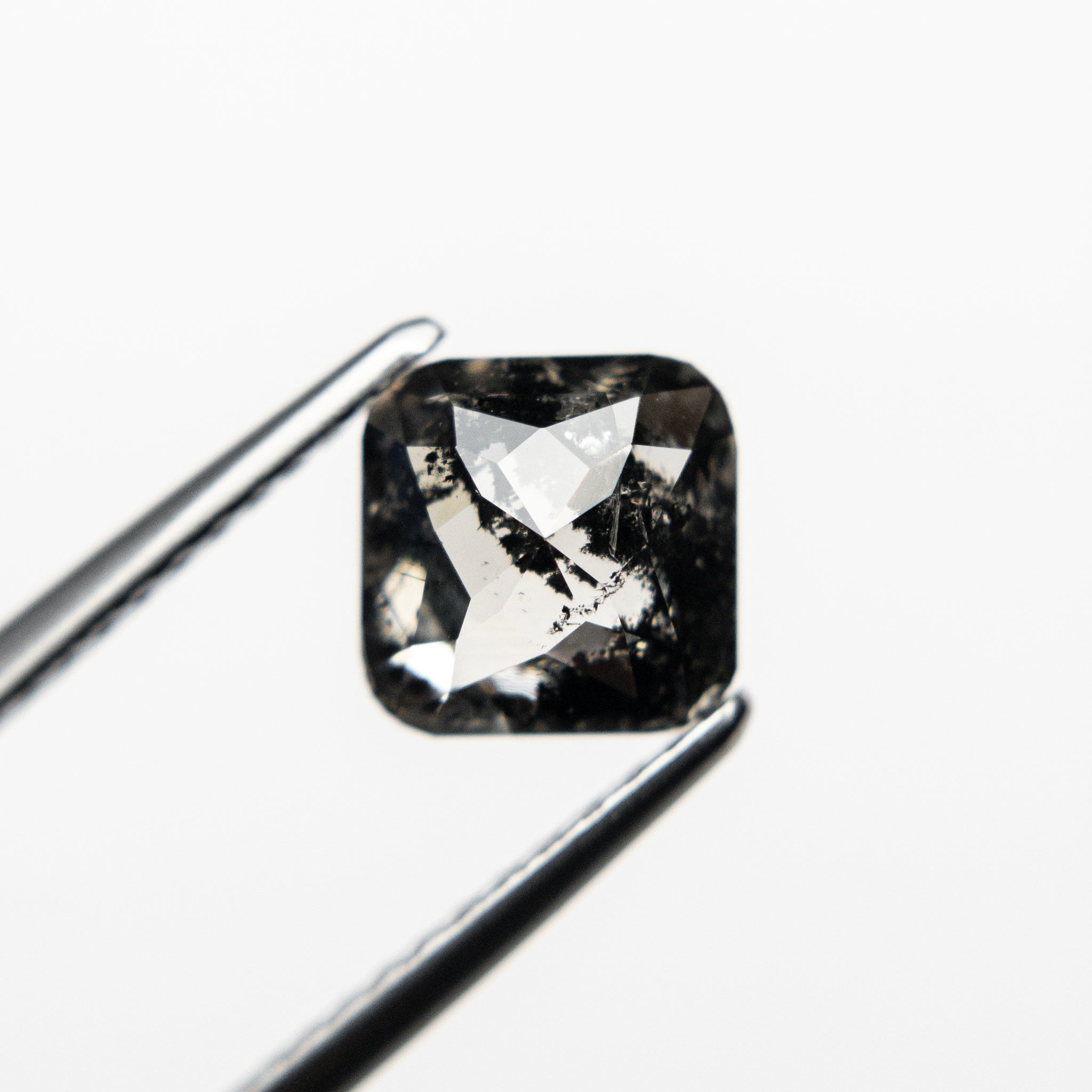1.83ct 6.50x6.48x4.27mm Cushion Double Cut 19047-11