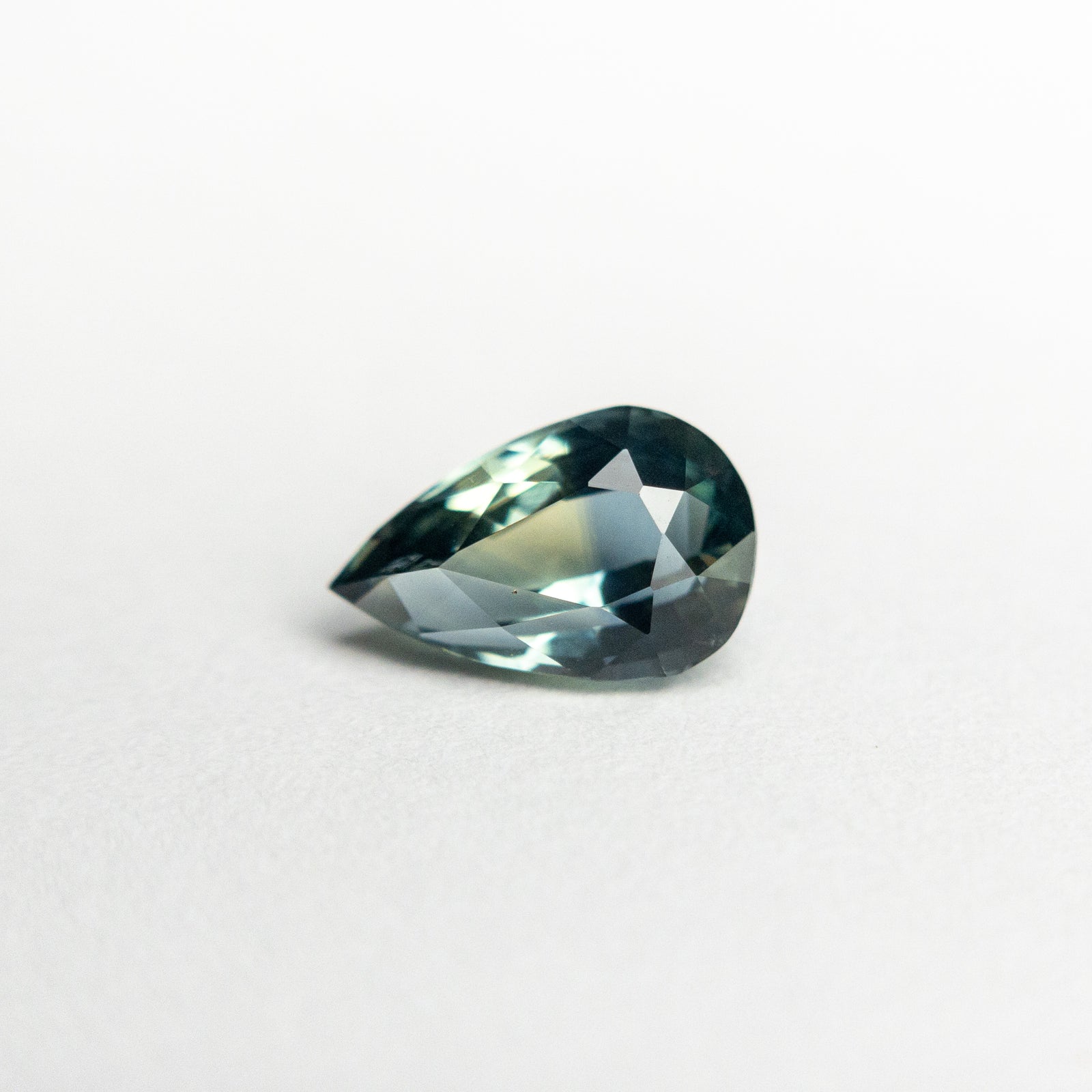 0.96ct 7.52x4.77x3.61mm Pear Brilliant Sapphire 19115-10 - Misfit Diamonds