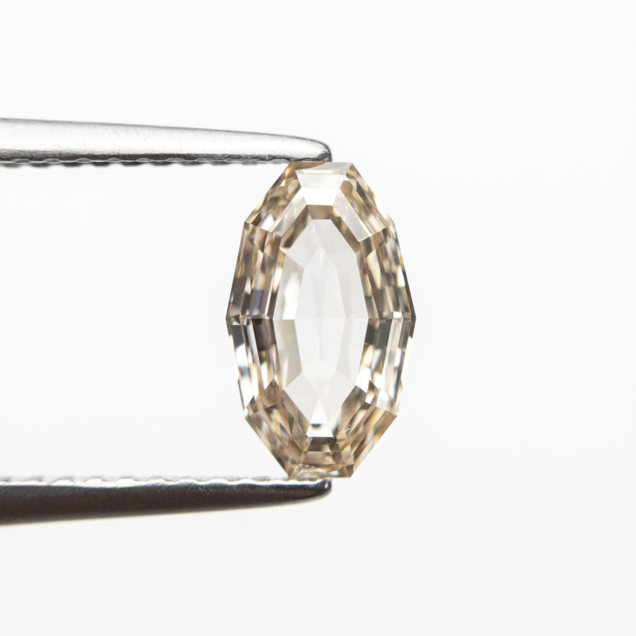 1.23ct 9.16x5.56x2.83mm Oval Step Cut 19130-01 - Misfit Diamonds