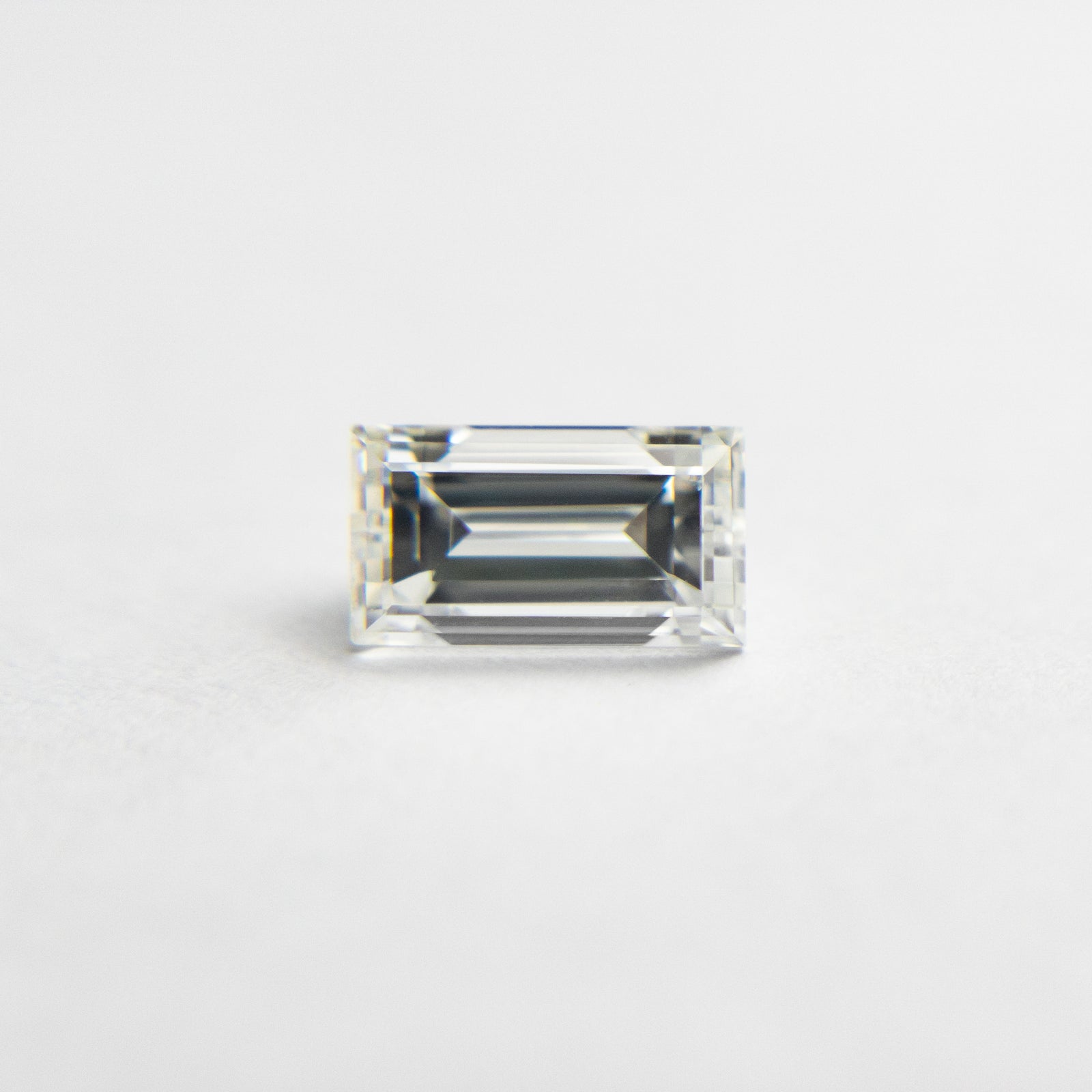 1.01ct 6.69x3.75x3.77mm VS2 H Baguette Step Cut 19136-03 - Misfit Diamonds