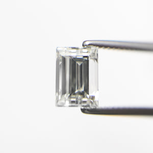 1.00ct 5.90x4.27x4.01mm VS2 H Baguette Step Cut 19136-05 - Misfit Diamonds