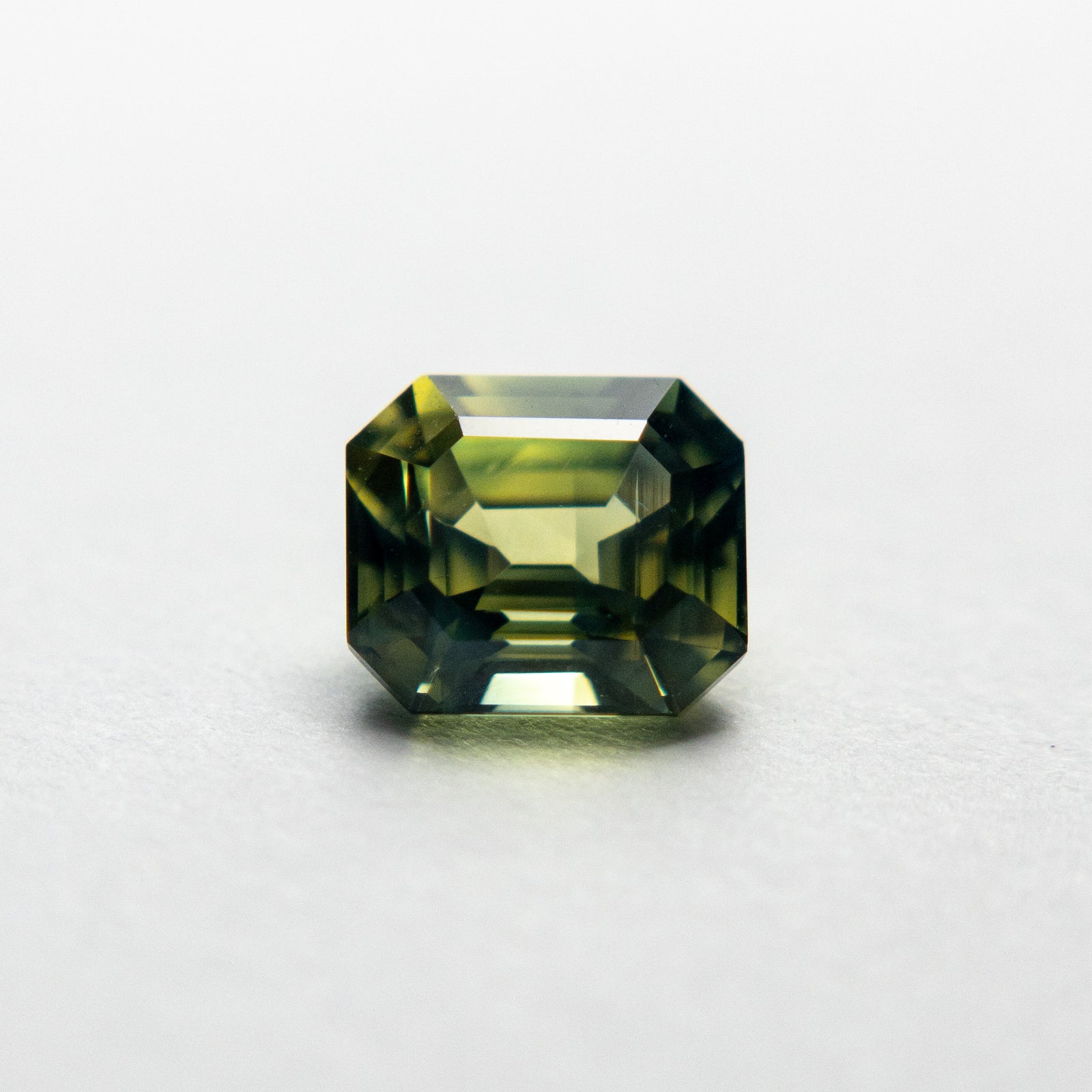1.41ct 6.24x5.44x4.15mm Cut Corner Rectangle Step Cut Sapphire 19162-06 - Misfit Diamonds