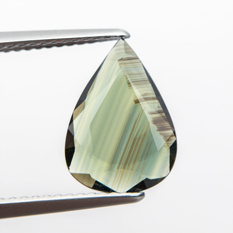 2.07ct 12.74x9.01x1.80mm Pear Portrait Cut Sapphire 19255-08 hold D2809 - Misfit Diamonds