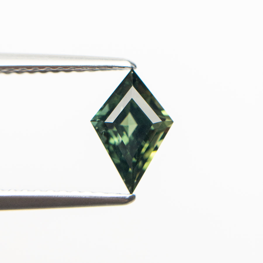 1.11ct 8.98x5.98x4.07mm Kite Step Cut Sapphire 19286-01