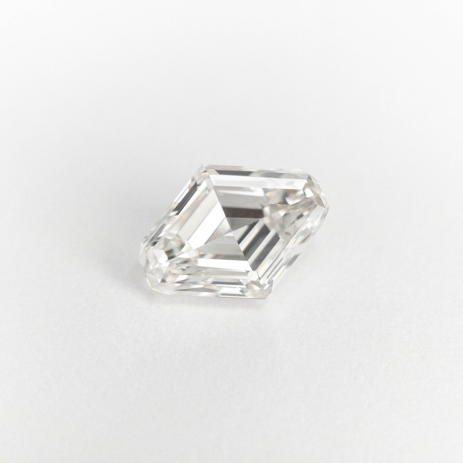 1.01ct 7.85x5.98x3.11mm GIA VS1 H Hexagon Step Cut 19299-01