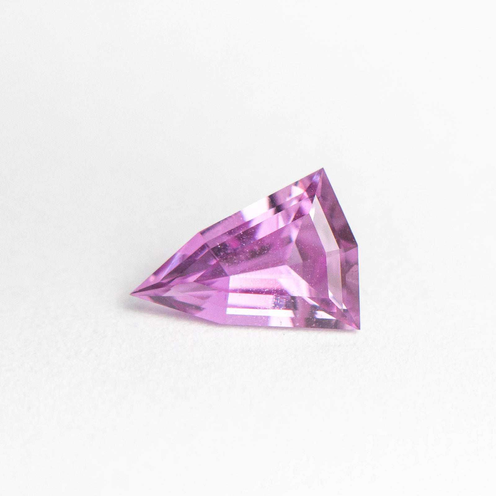 0.84ct 8.42x6.04x2.99mm Kite Step Cut Sapphire 19385-20