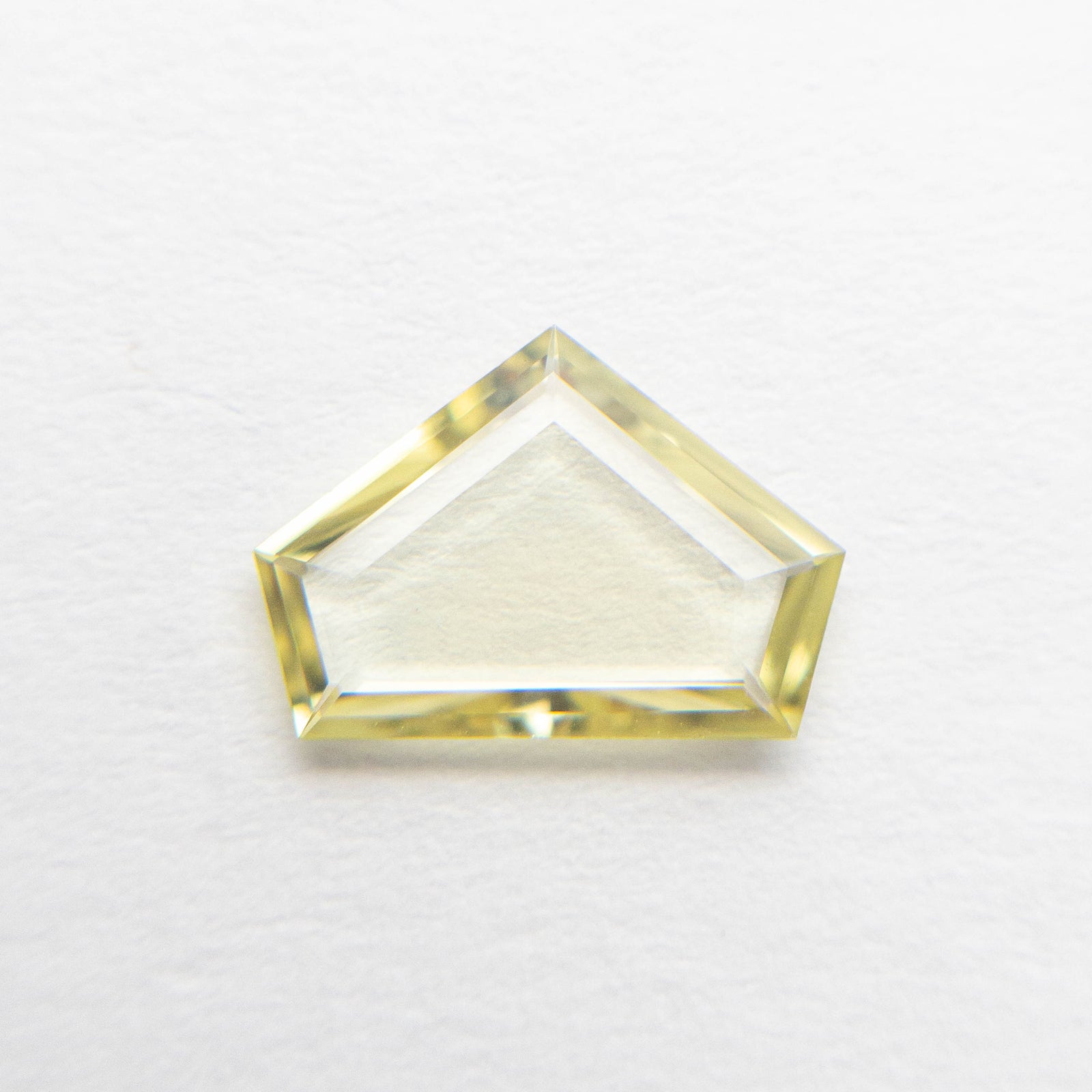 0.95ct 6.82x9.81x1.44mm Shield Portrait Cut Sapphire 19385-53