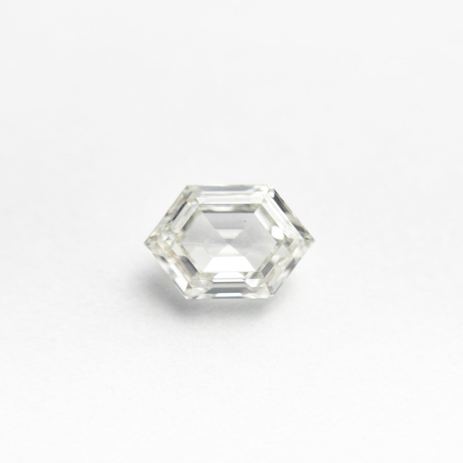 0.70ct 6.94x4.65x2.69mm VVS2 I Hexagon Step Cut 19386-08 🇨🇦