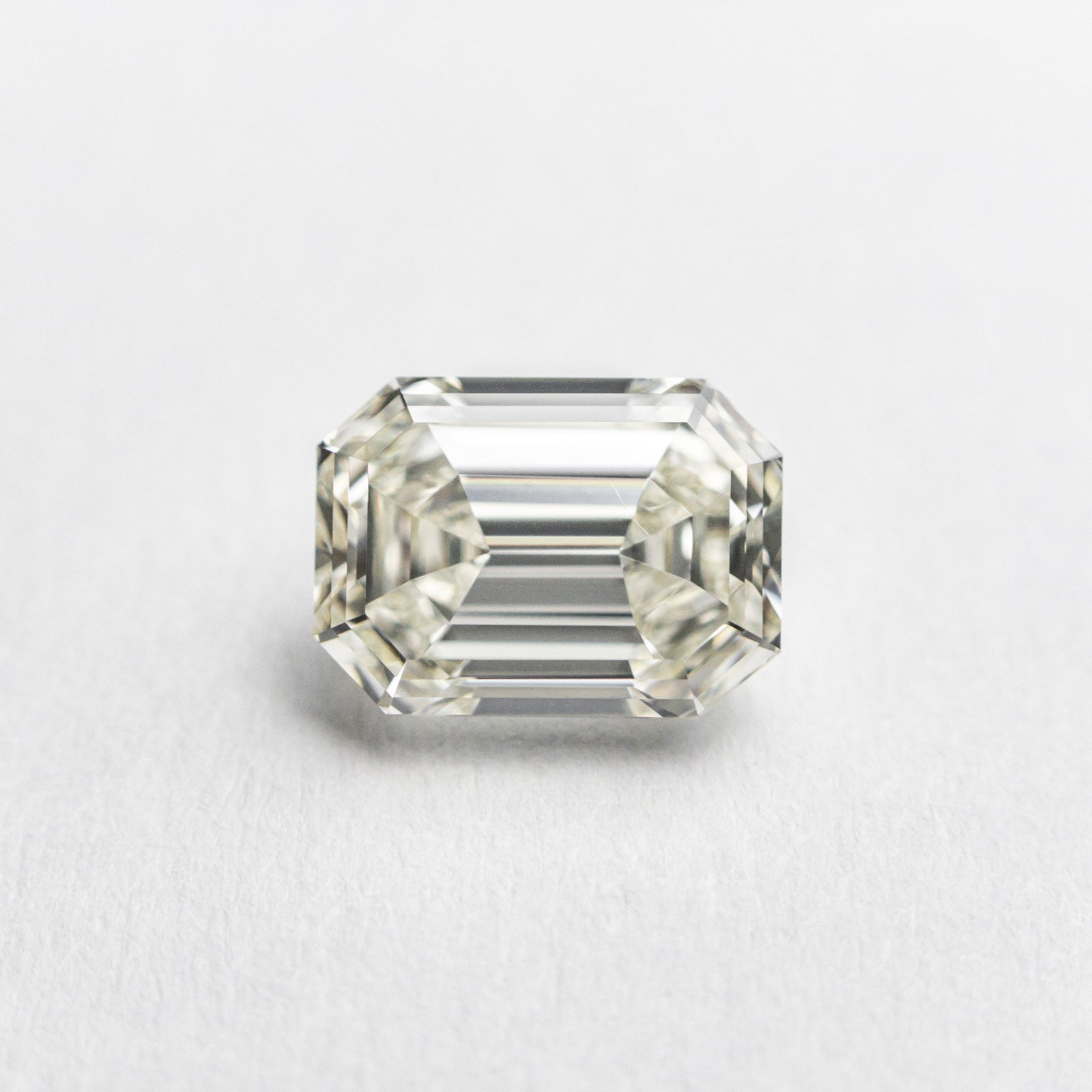 1.03ct 6.82x4.96x3.24mm VS2 M Antique Emerald Step Cut 19431-01