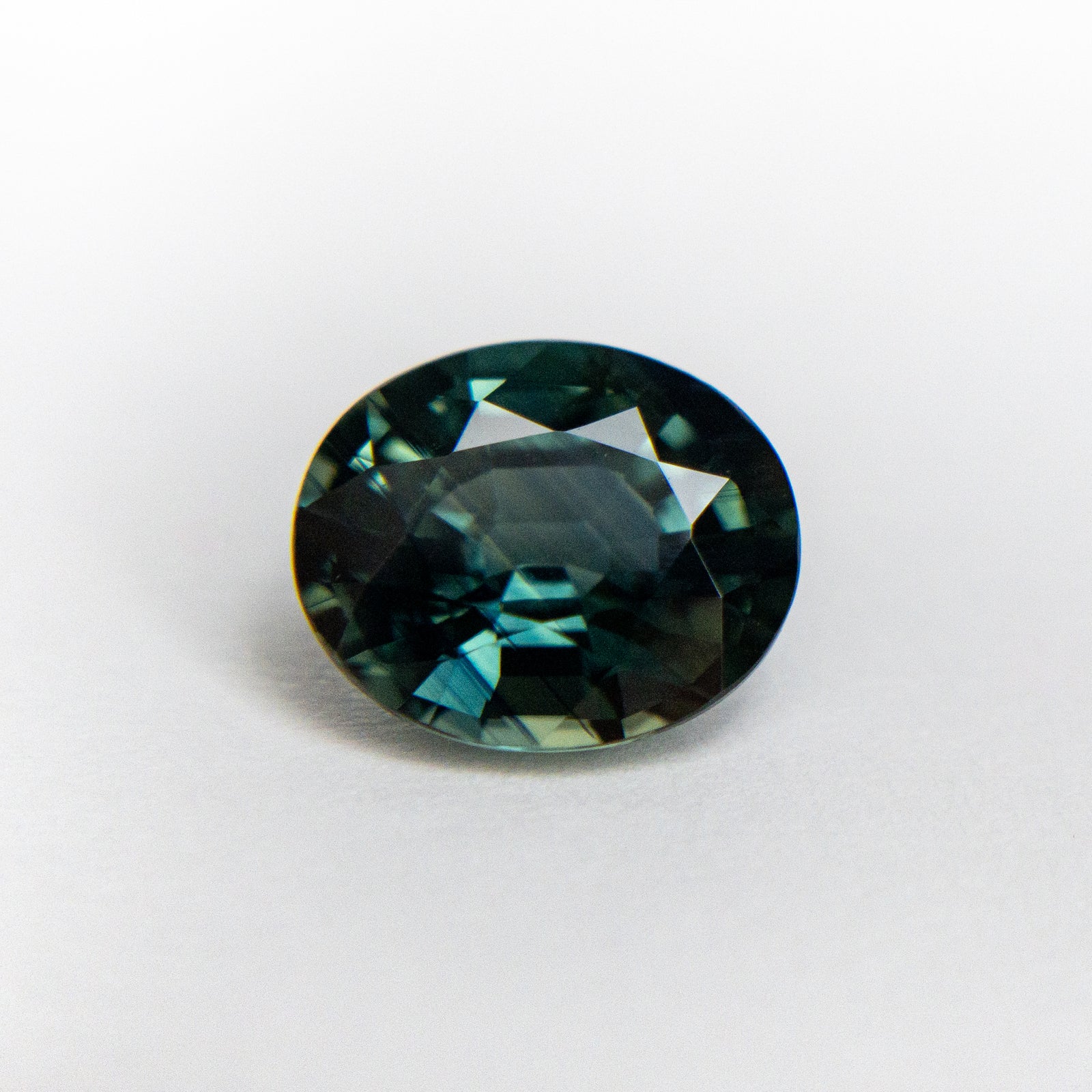 1.99ct 8.35x6.98x4.24mm Oval Brilliant Sapphire 19456-01