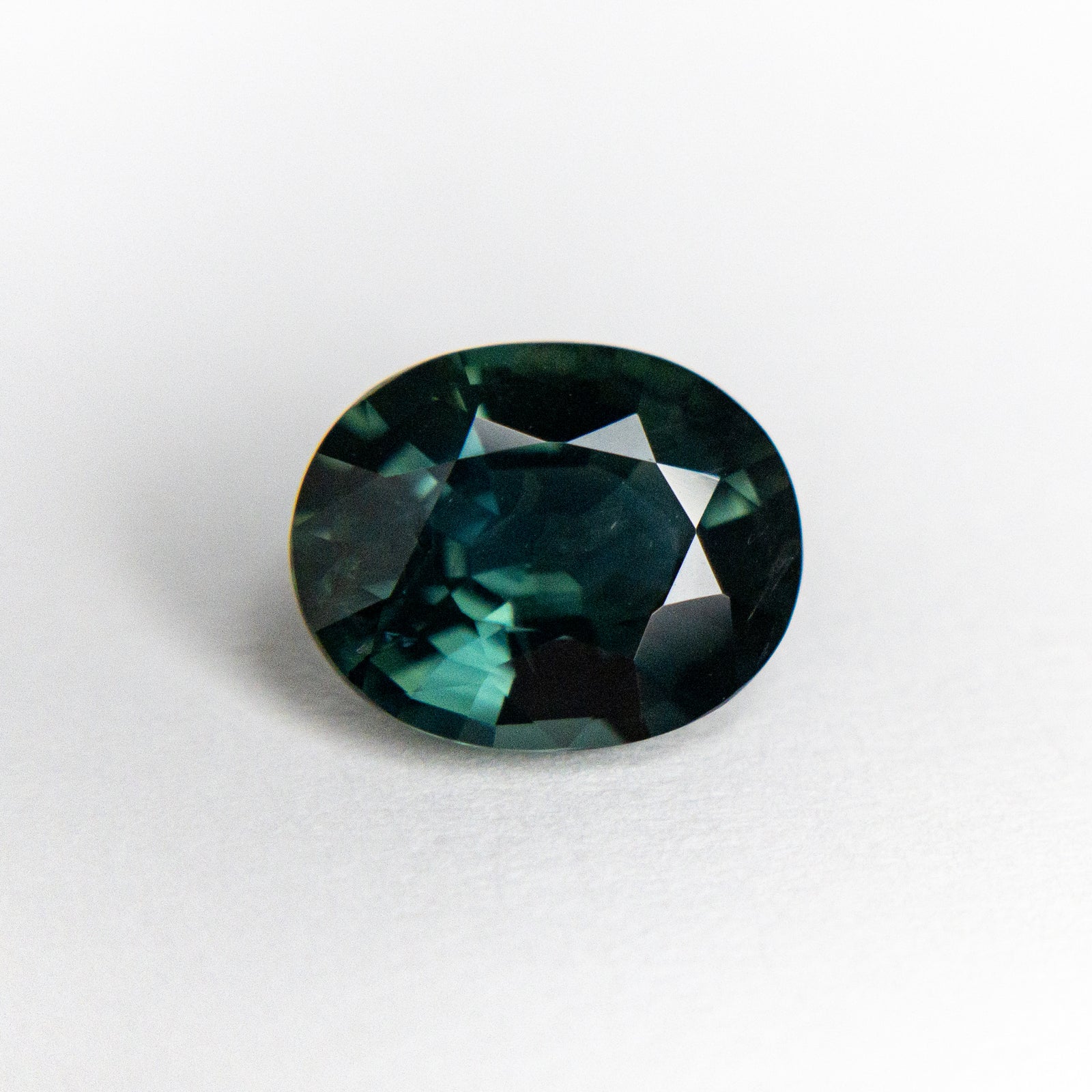 1.86ct 8.42x6.77x4.02mm Oval Brilliant Sapphire 19473-01