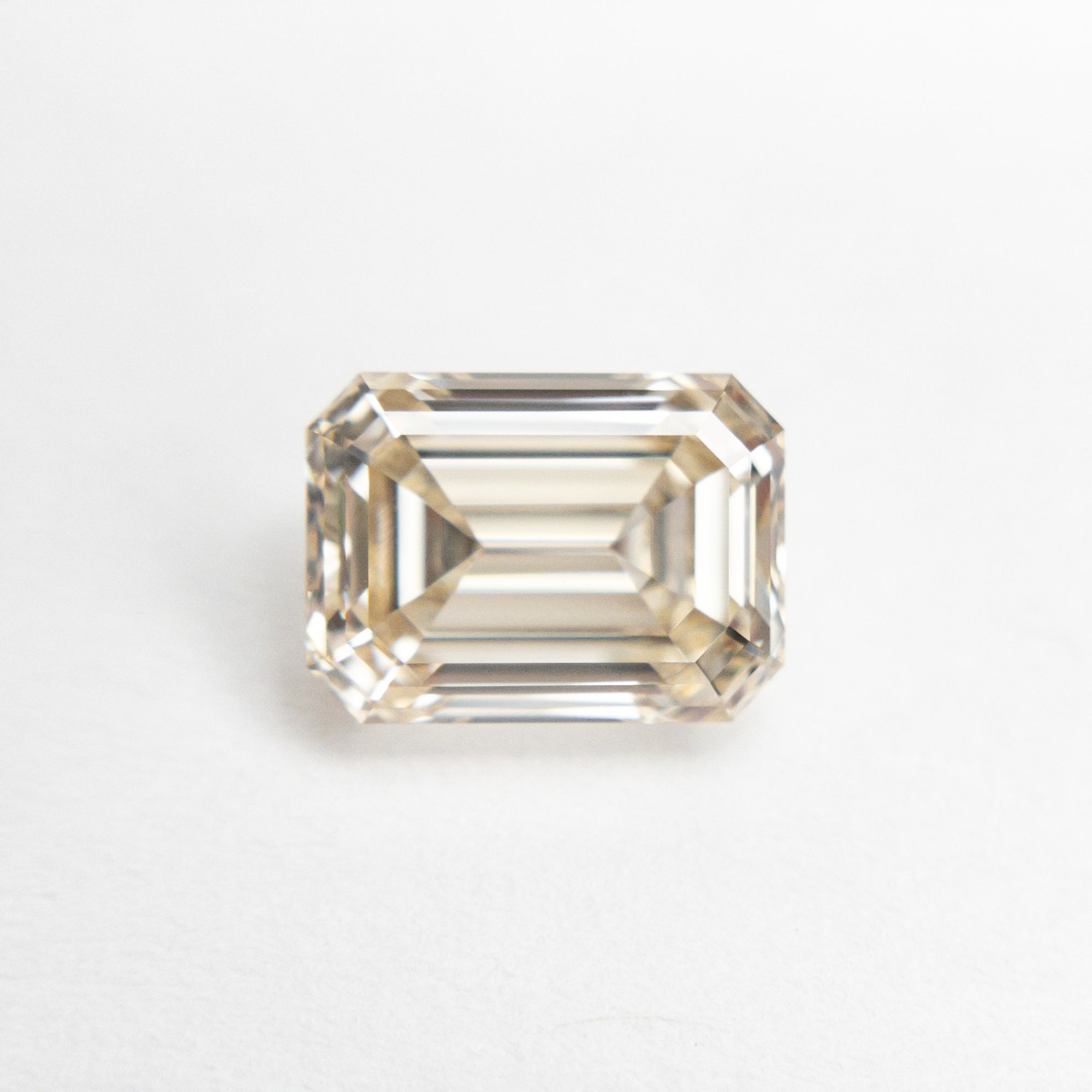 1.74ct 7.89x5.77x3.86mm VVS2 C2/C3 Cut Corner Rectangle Step Cut 19496-01