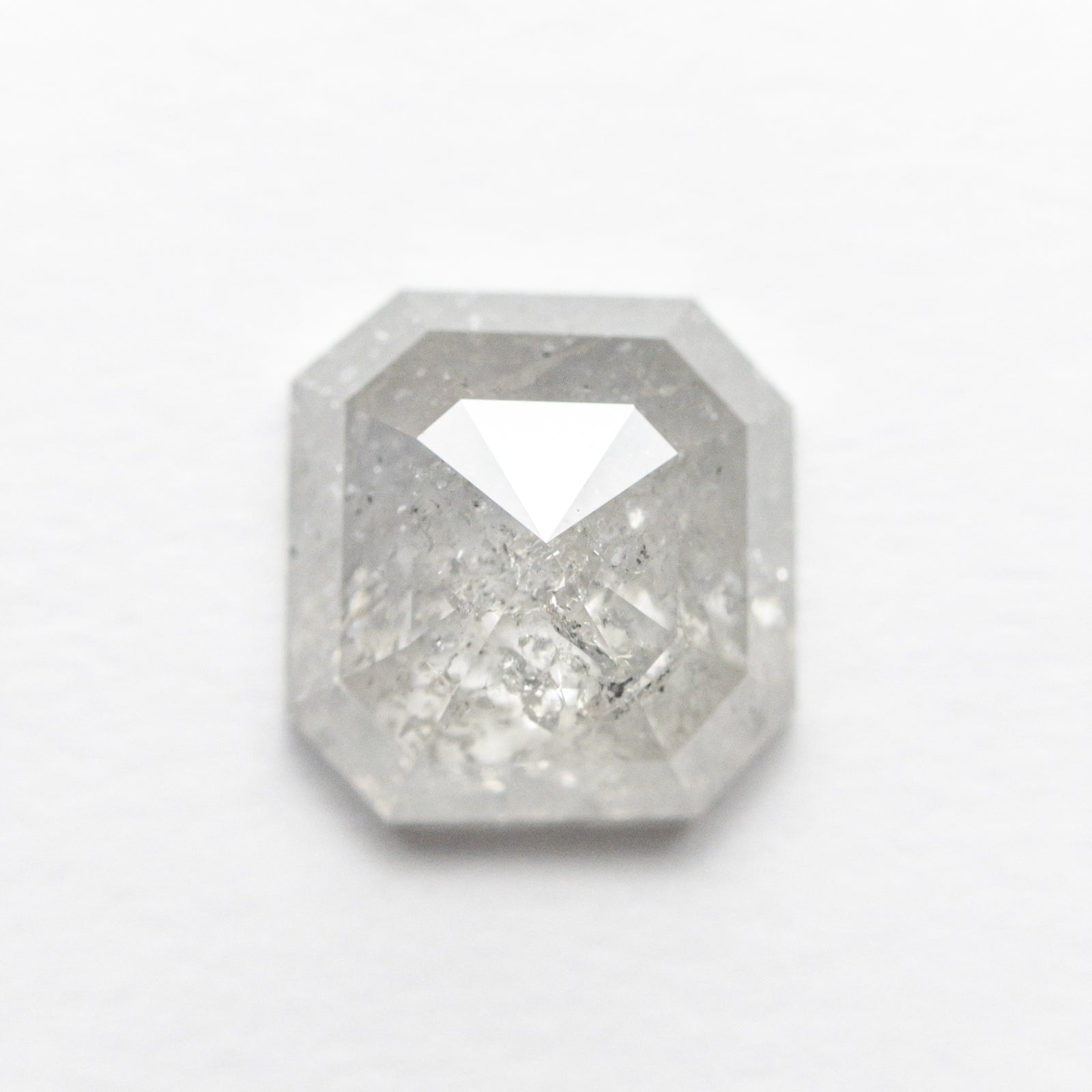 hold D5214 2.56ct 8.42x8.10x3.72mm Cut Corner Rectangle Rosecut 19618-04