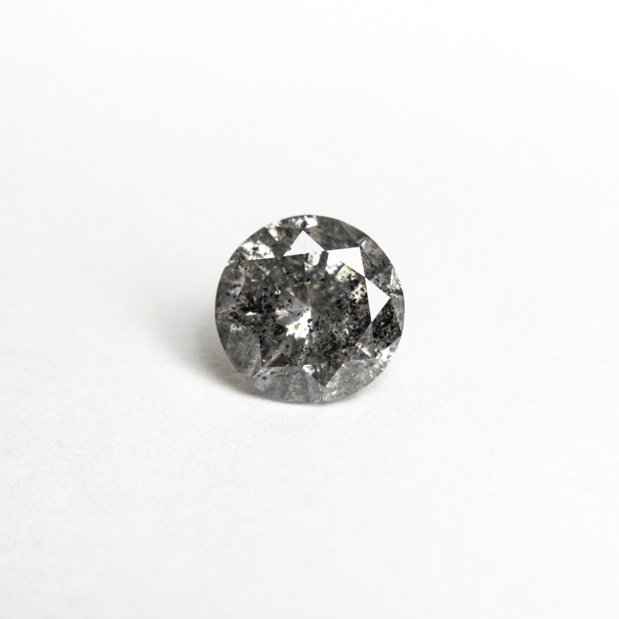 0.65ct 5.66x5.63x3.33mm Round Brilliant 19639-11