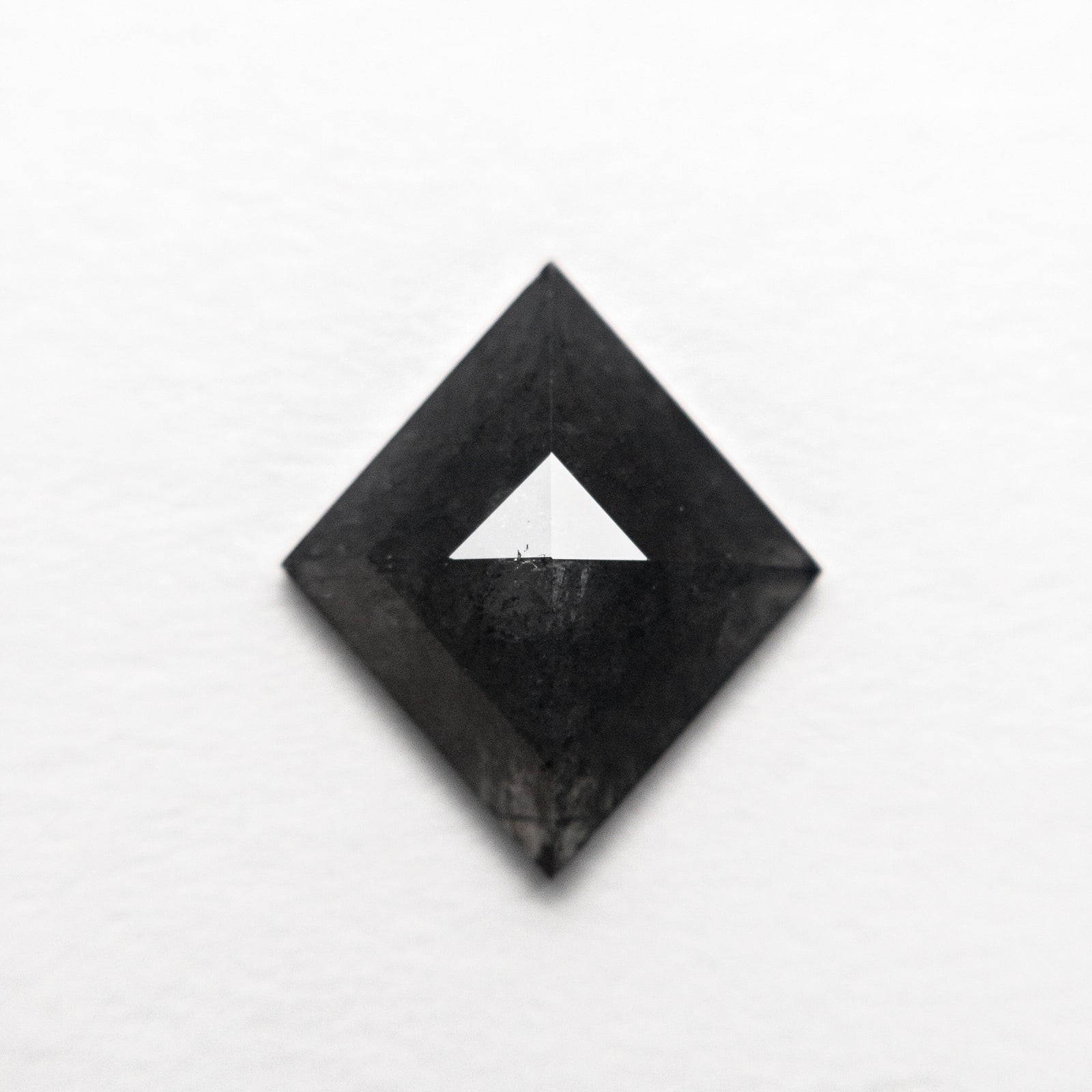1.46ct 10.81x9.44x2.66mm Kite Rosecut 19745-04