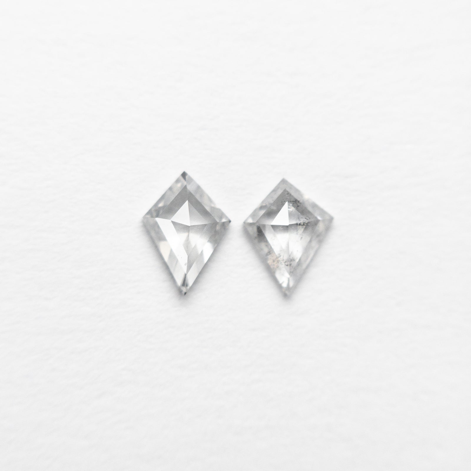 0.30cttw 2pc 4.74x3.70x1.48mm 4.97x3.55x1.58mm Kite Rosecut Matching Pair 19758-02