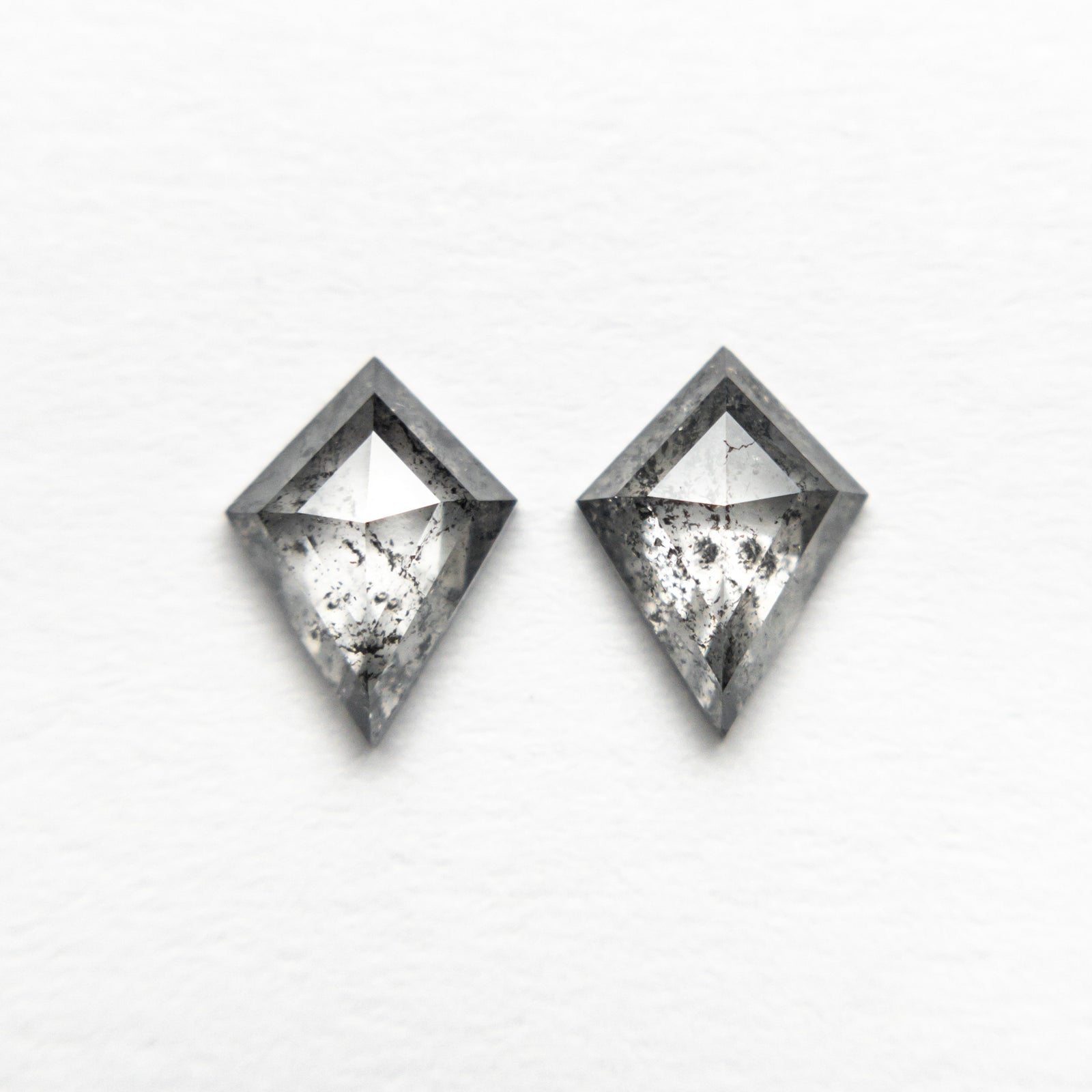0.75cttw 2pc 6.46x4.78x1.96mm 6.46x4.81x1.96mm Kite Rosecut Matching Pair 19758-12