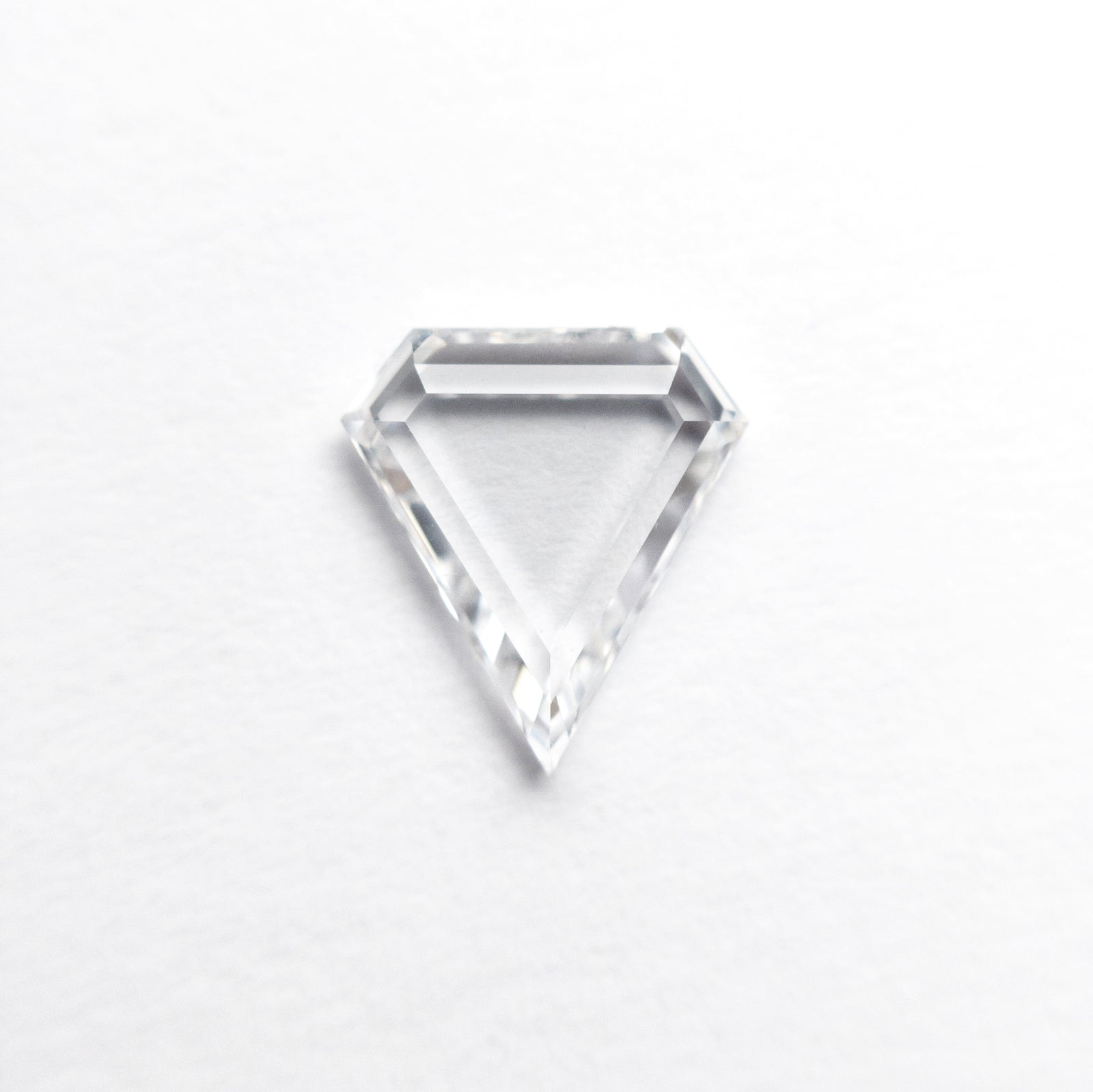 0.72ct 7.65x6.92x1.75mm VS2 D Shield Portrait Cut 19854-28