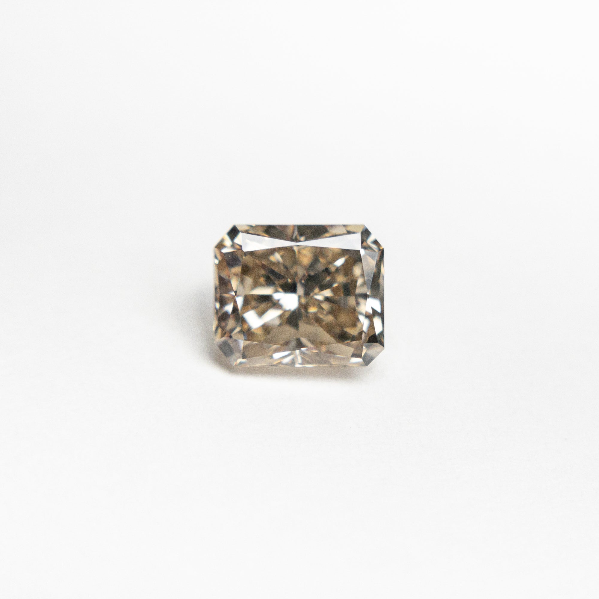 1.04ct 6.13x5.14x3.69mm VS1 C4 Cut Corner Rectangle Brilliant 19903-02
