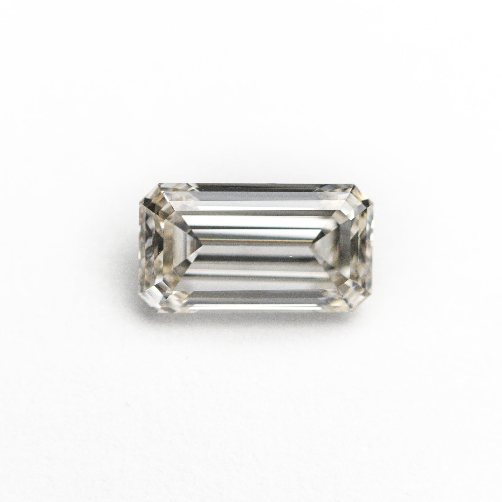 0.90ct 7.30x4.05x2.90mm VS2 C1 Cut Corner Rectangle Step Cut 19915-09