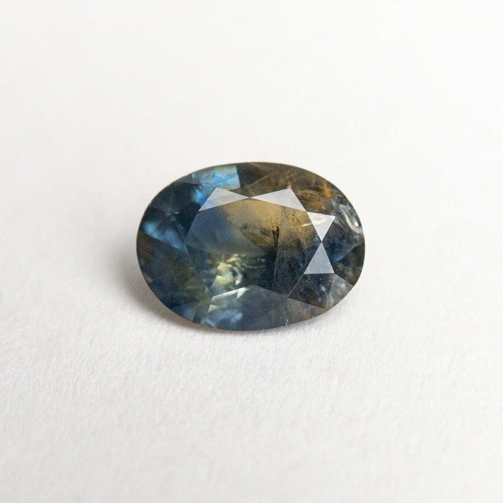 0.81ct 6.80x5.04x2.87mm Oval Brilliant Sapphire 19939-04