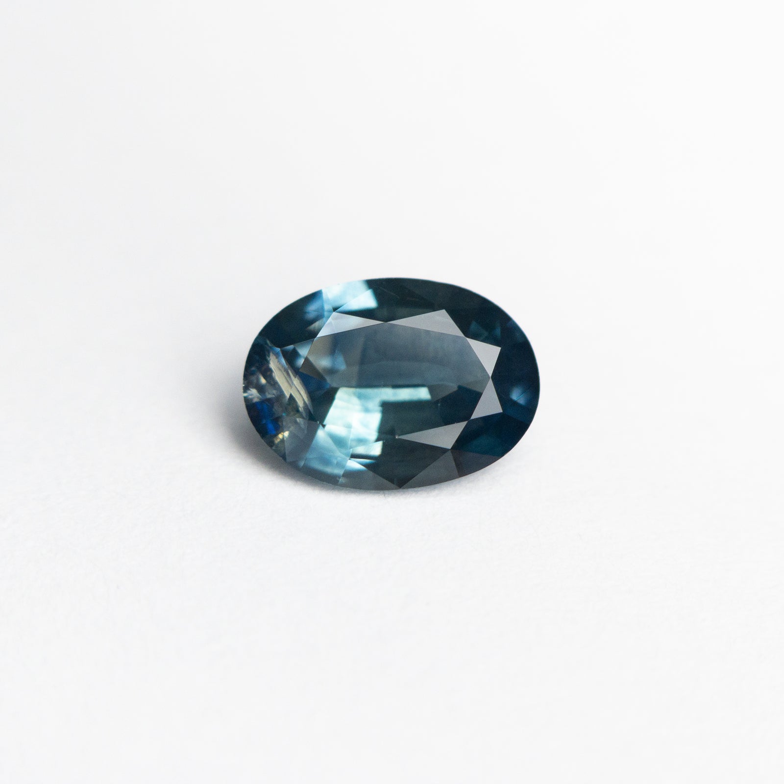 0.83ct 7.09x5.12x2.76mm Oval Brilliant Sapphire 19939-36