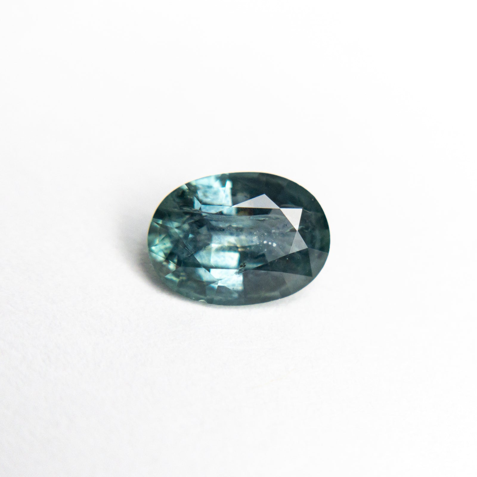 0.87ct 7.08x5.11x2.96mm Oval Brilliant Sapphire 19939-76