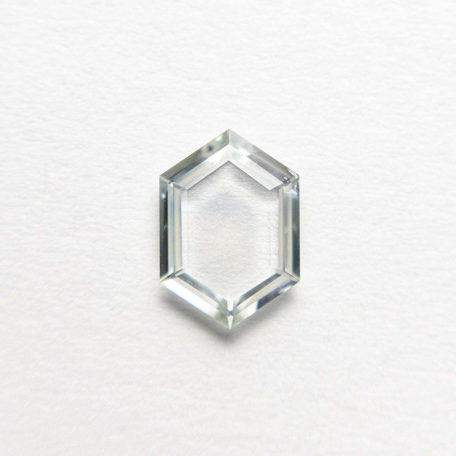0.69ct 7.76x5.46x1.41mm Hexagon Portrait Cut Sapphire 19985-01