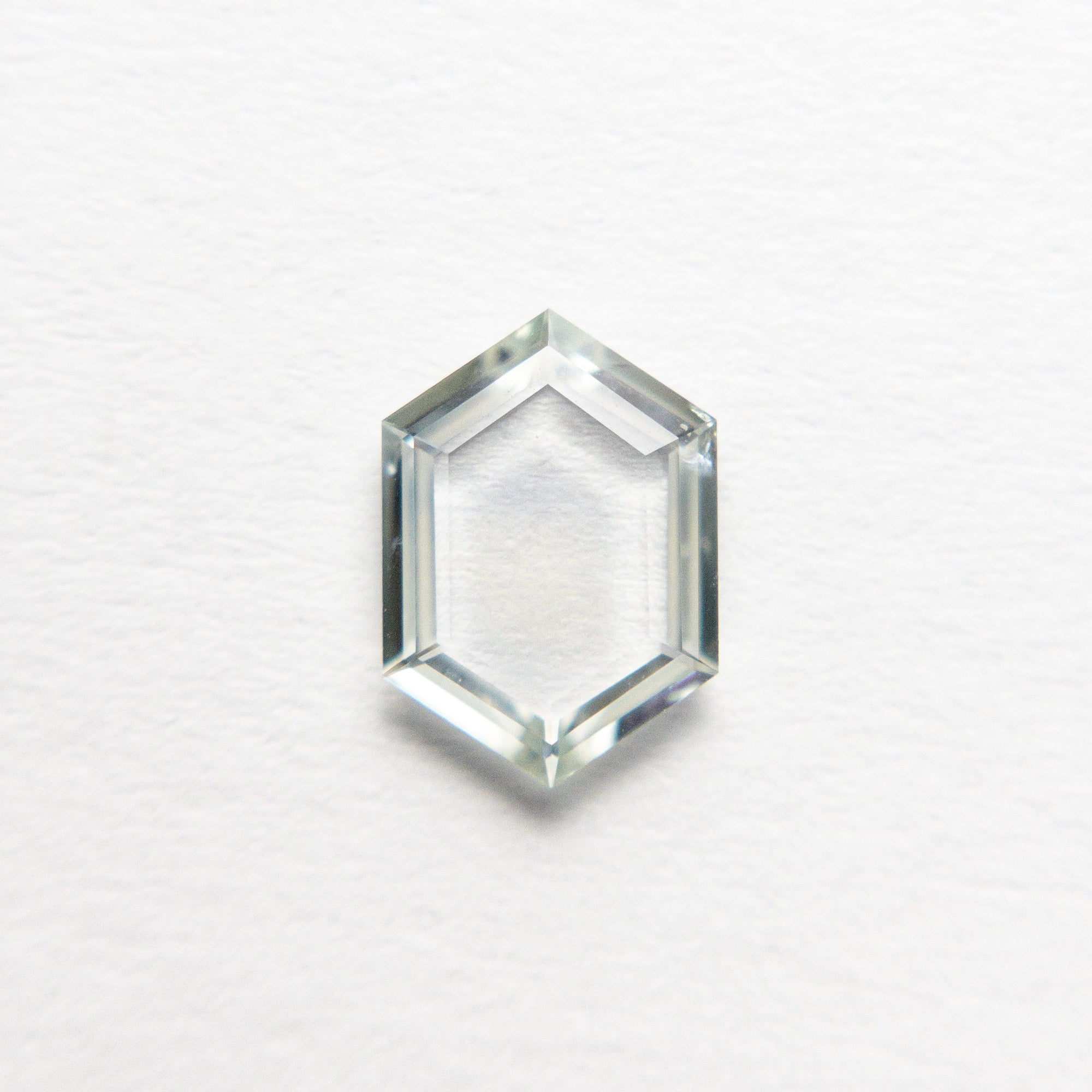 0.69ct 7.76x5.46x1.41mm Hexagon Portrait Cut Sapphire 19985-01