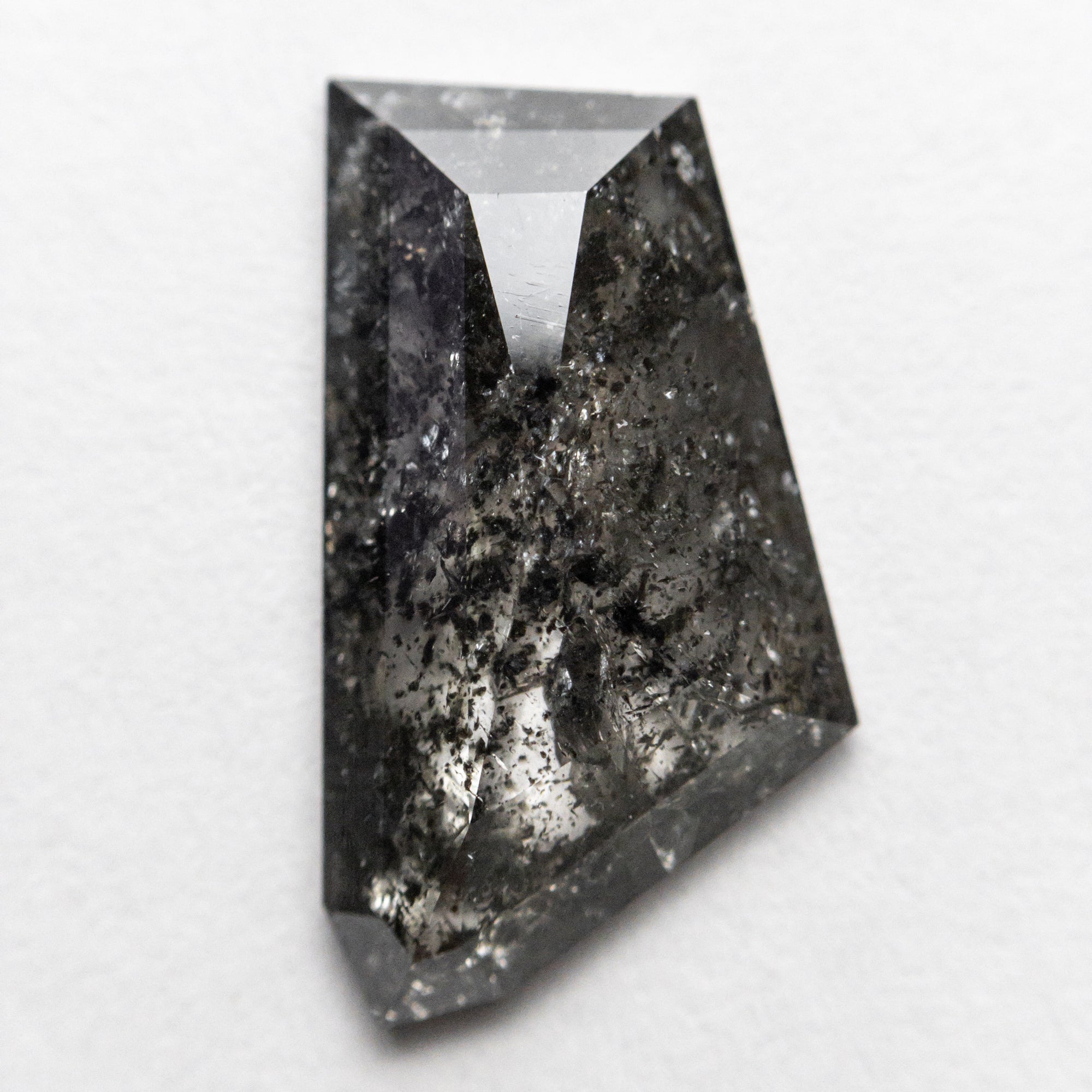 2.84ct 14.60x8.23x2.83mm Geomteric Rosecut 20000-04