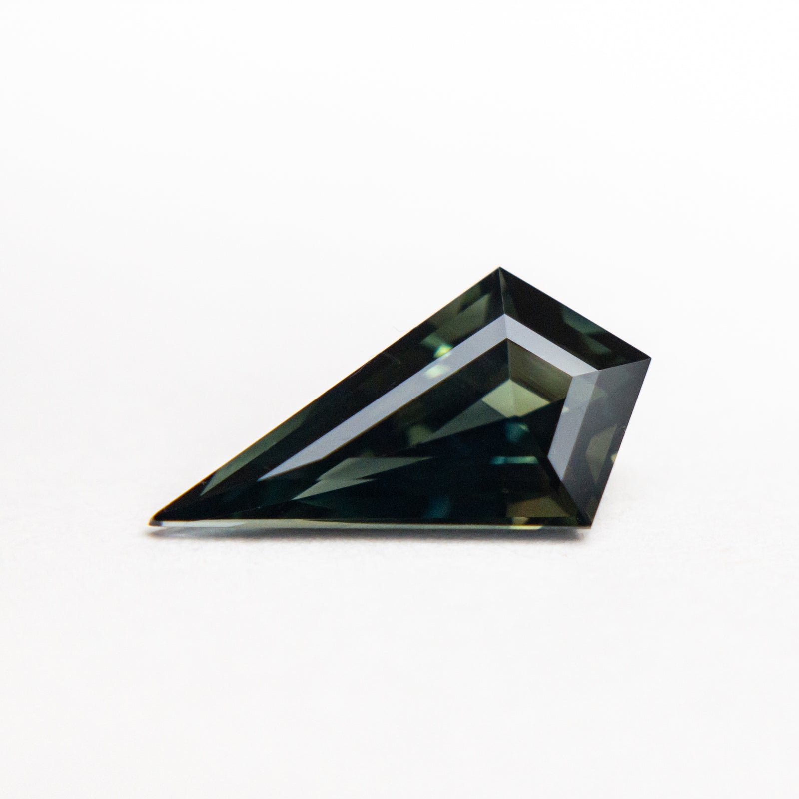 1.55ct 11.81x6.42x4.02mm Kite Step Cut Sapphire 20034-01 🇦🇺