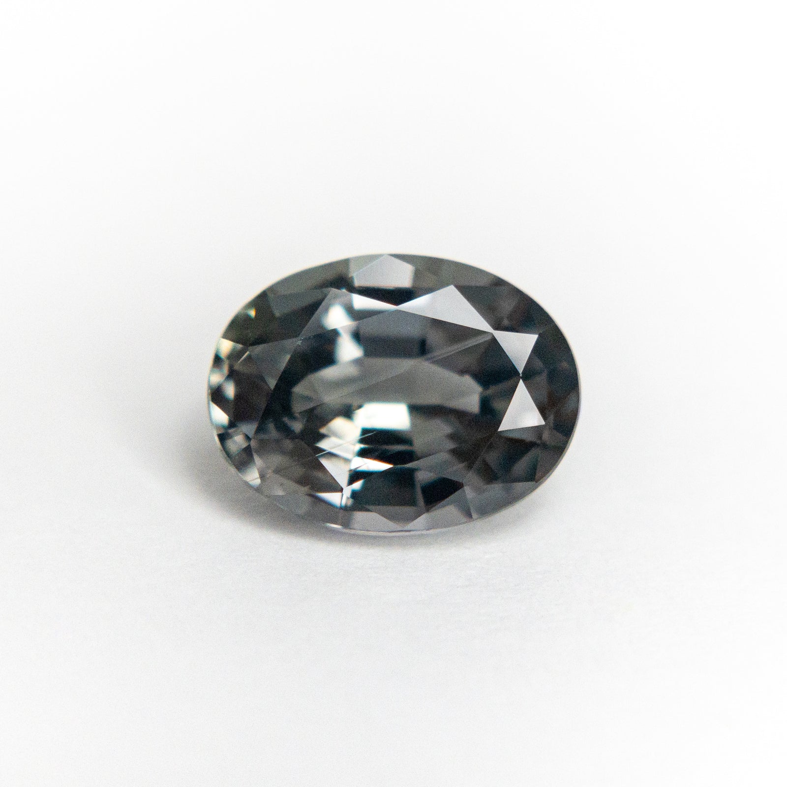 2.01ct 8.55x6.50x4.25mm Oval Brilliant Sapphire 20050-01