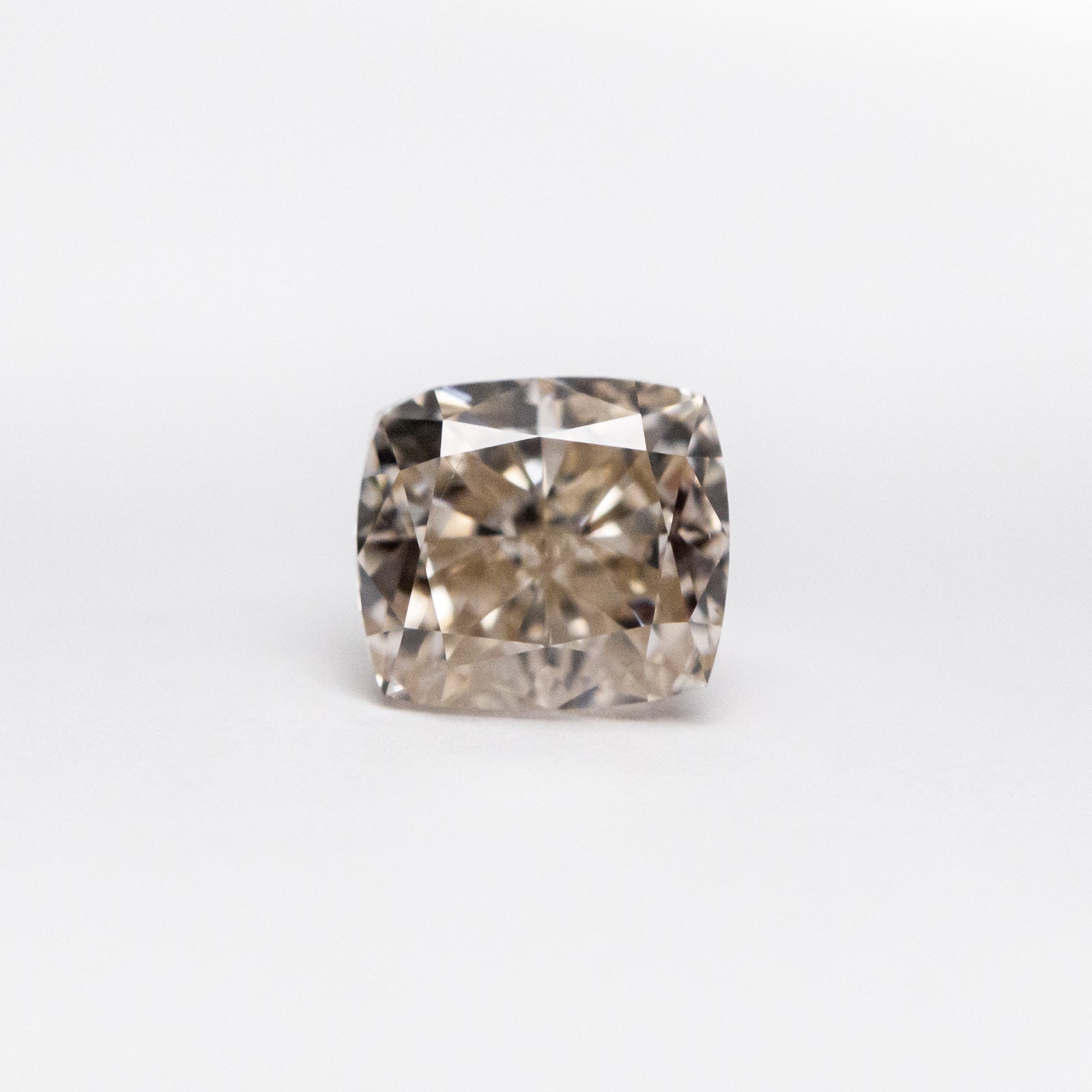 1.01ct 5.55x4.93x4.02mm SI2 C2 Cushion Brilliant 20705-07